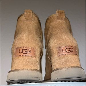 UGG Classic Femme Suede Mini Wedge Boots color Chestnut